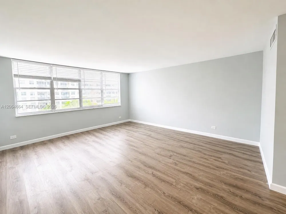 250 174th St #510 Sunny Isles Beach, FL 33160