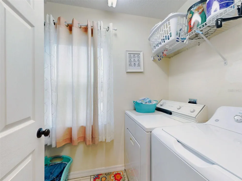 242 PINE BLUFF AVENUE #242 Deland, FL 32724