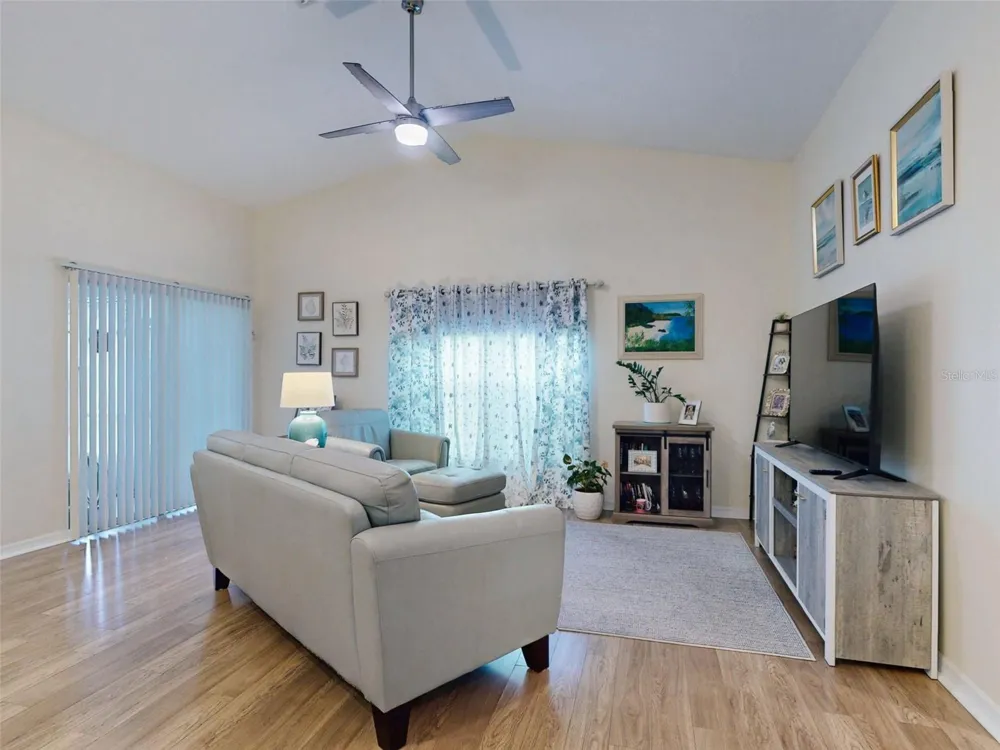 242 PINE BLUFF AVENUE #242 Deland, FL 32724