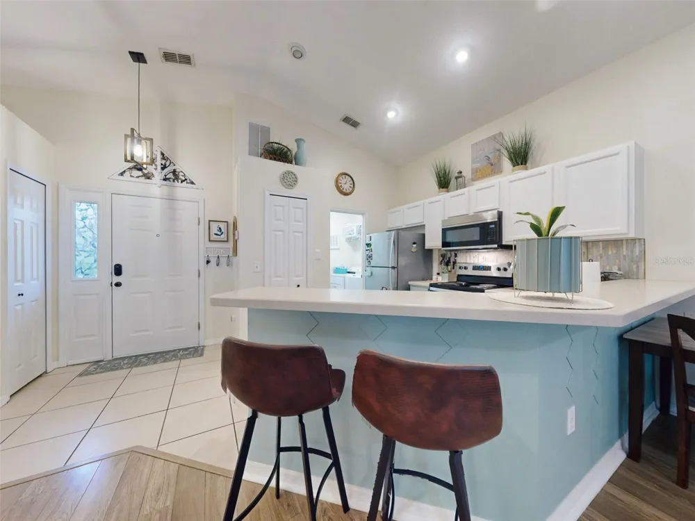 242 PINE BLUFF AVENUE #242 Deland, FL 32724