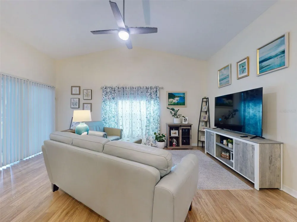242 PINE BLUFF AVENUE #242 Deland, FL 32724