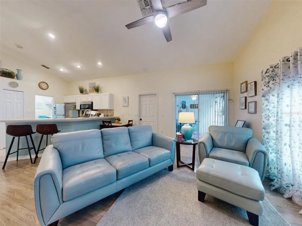 242 PINE BLUFF AVENUE #242 Deland, FL 32724