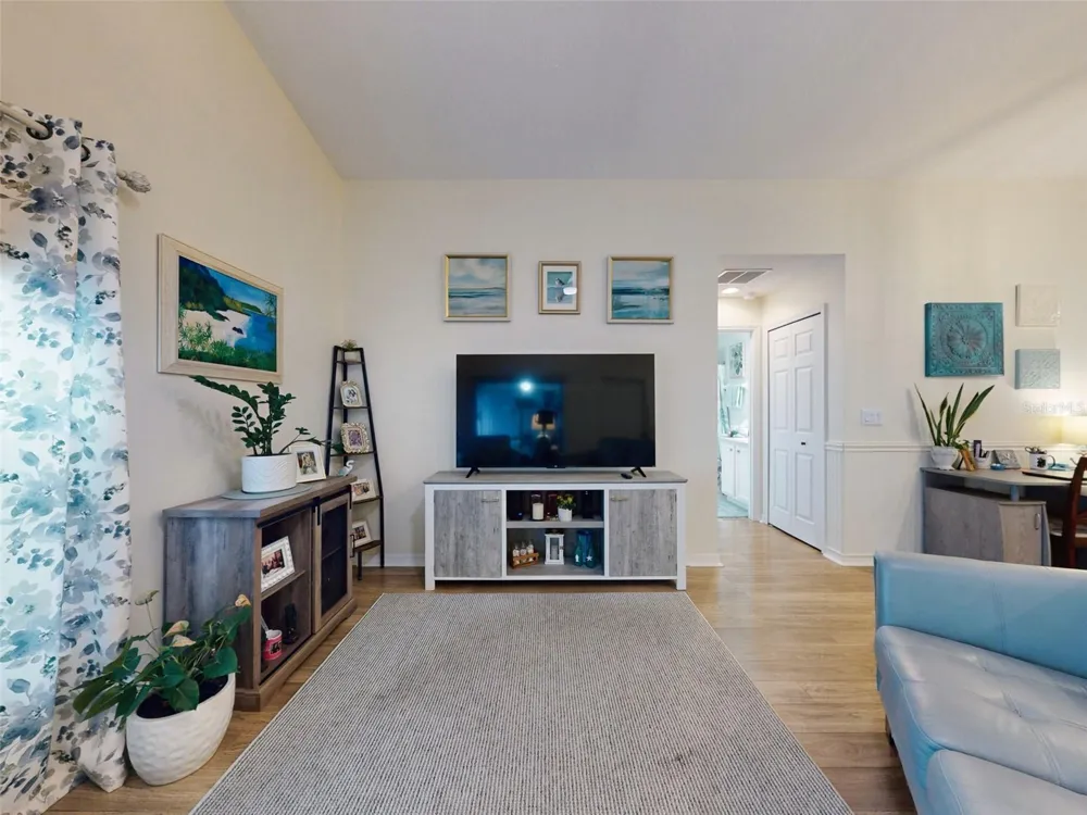 242 PINE BLUFF AVENUE #242 Deland, FL 32724
