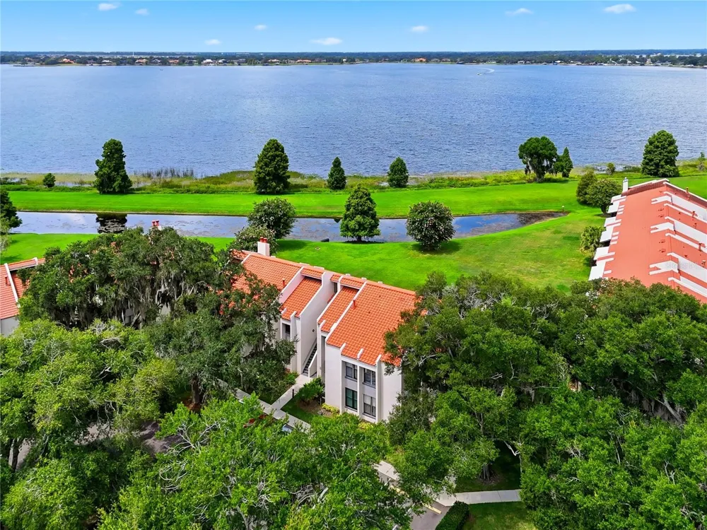 503 SWEET BAY CIRCLE Winter Haven, FL 33884