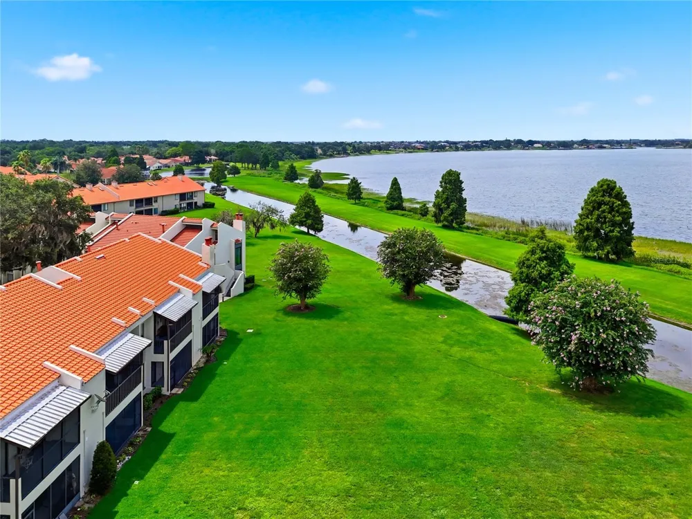 503 SWEET BAY CIRCLE Winter Haven, FL 33884