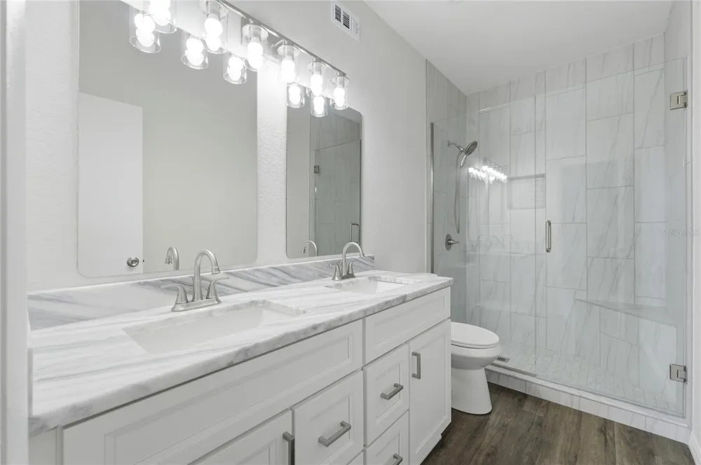 503 SWEET BAY CIRCLE Winter Haven, FL 33884