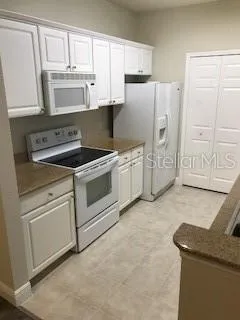 417 SOUTHERN PECAN CIRCLE #204 Winter Garden, FL 34787