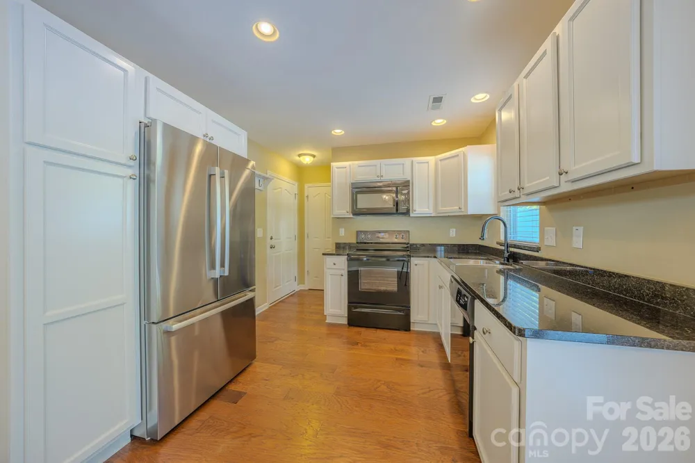 19 Barnett Shoals Drive Weaverville, NC 28787