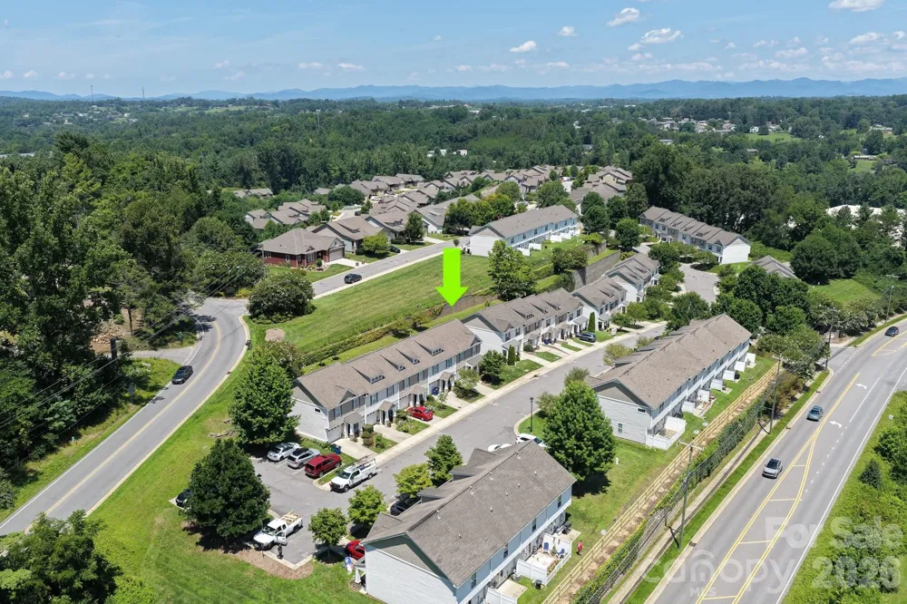 19 Barnett Shoals Drive Weaverville, NC 28787