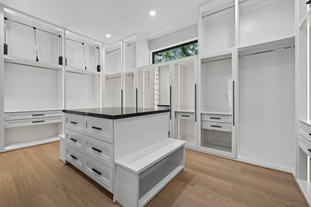 1014 Gardenia Drive Houston, TX 77018