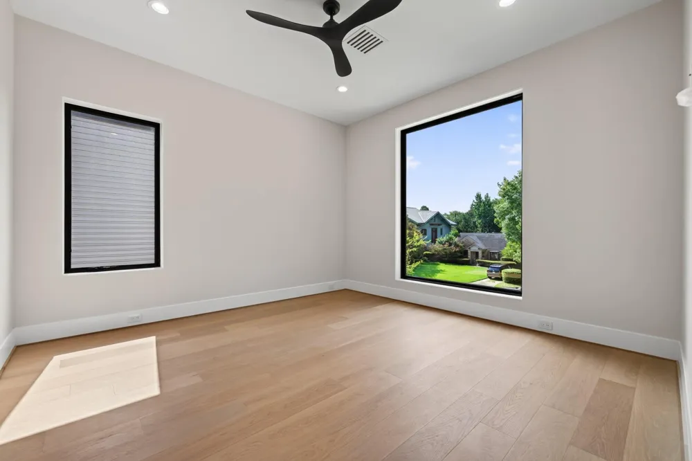 1014 Gardenia Drive Houston, TX 77018