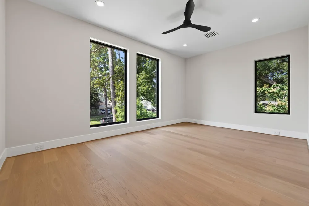 1014 Gardenia Drive Houston, TX 77018