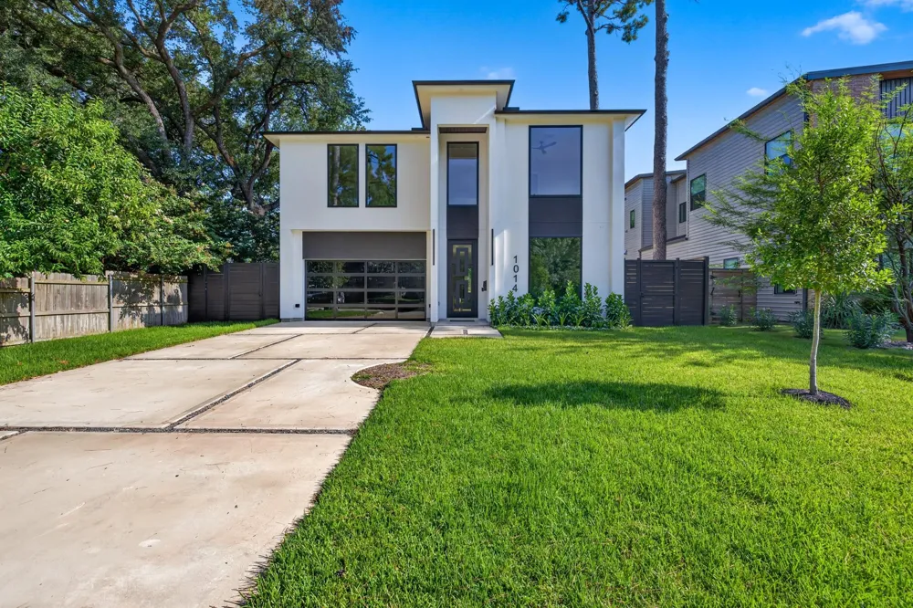 1014 Gardenia Drive Houston, TX 77018