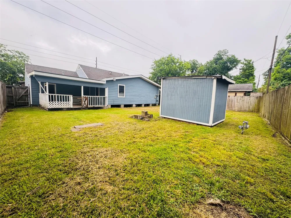 2308 Bennington Street Houston, TX 77093