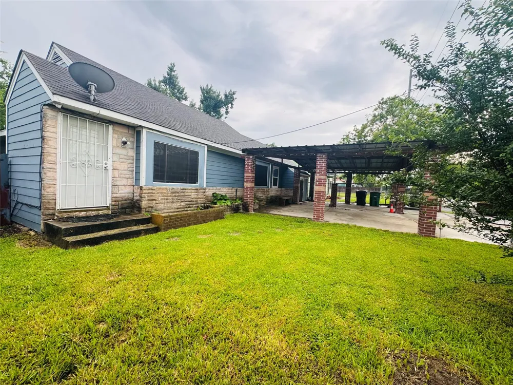 2308 Bennington Street Houston, TX 77093