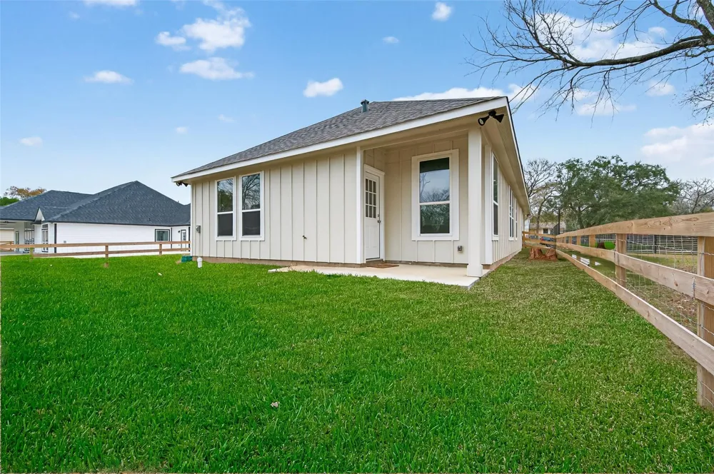 24644 Cavan Street Hempstead, TX 77445