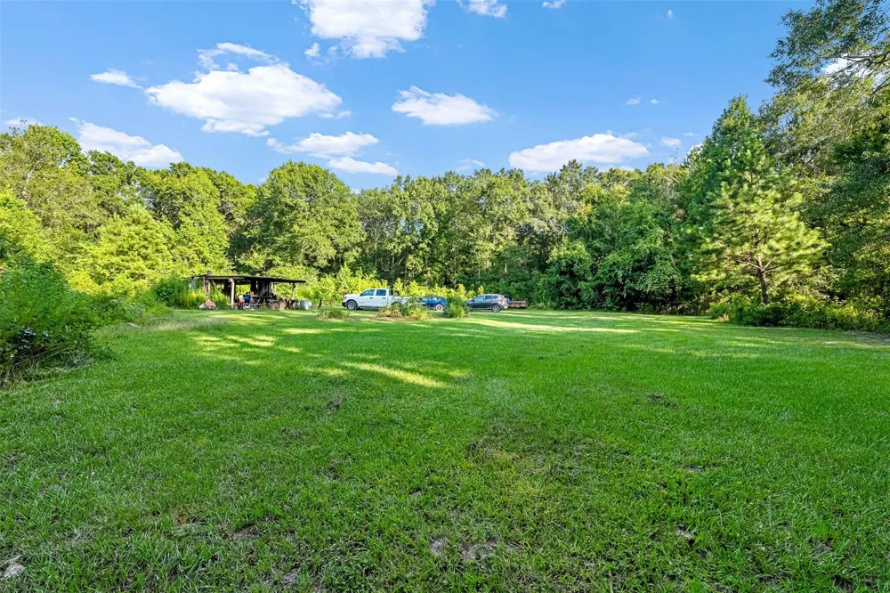 12626 Highway 105 Cleveland, TX 77327