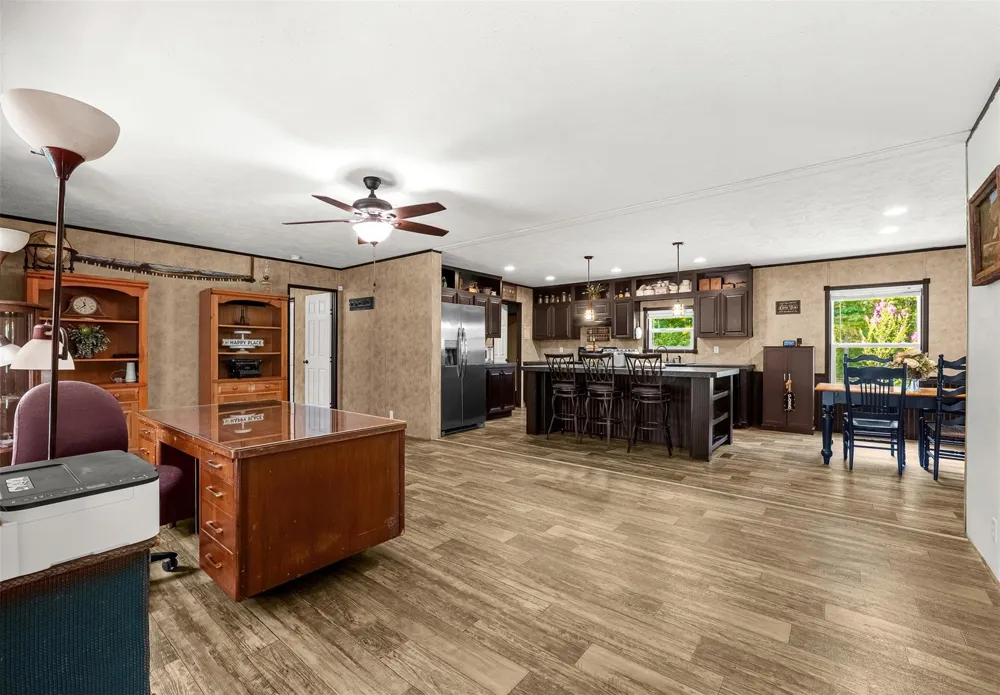 12626 Highway 105 Cleveland, TX 77327