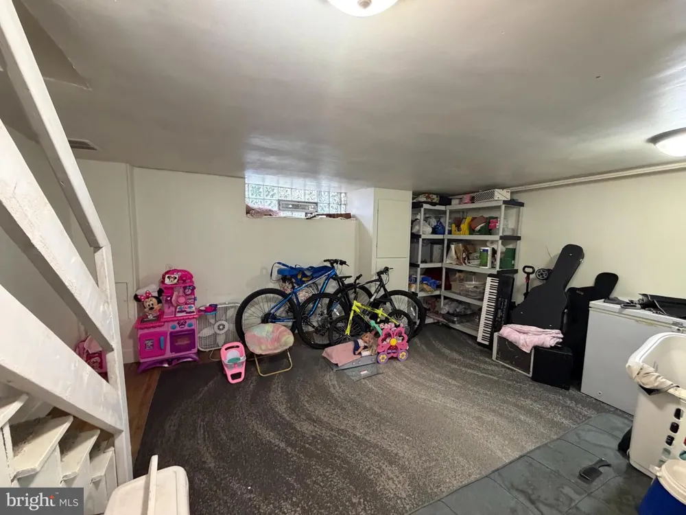 2156 GLENVIEW STREET Philadelphia, PA 19149