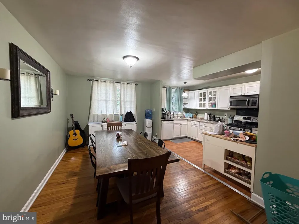 2156 GLENVIEW STREET Philadelphia, PA 19149