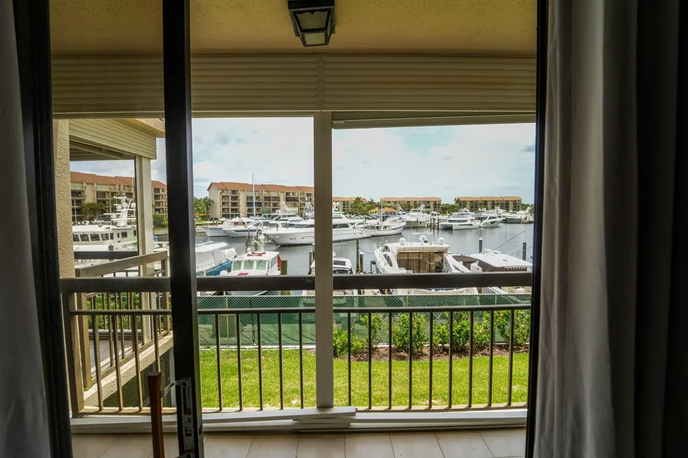 2601 MARINA ISLE WAY #204 Jupiter, FL 33477