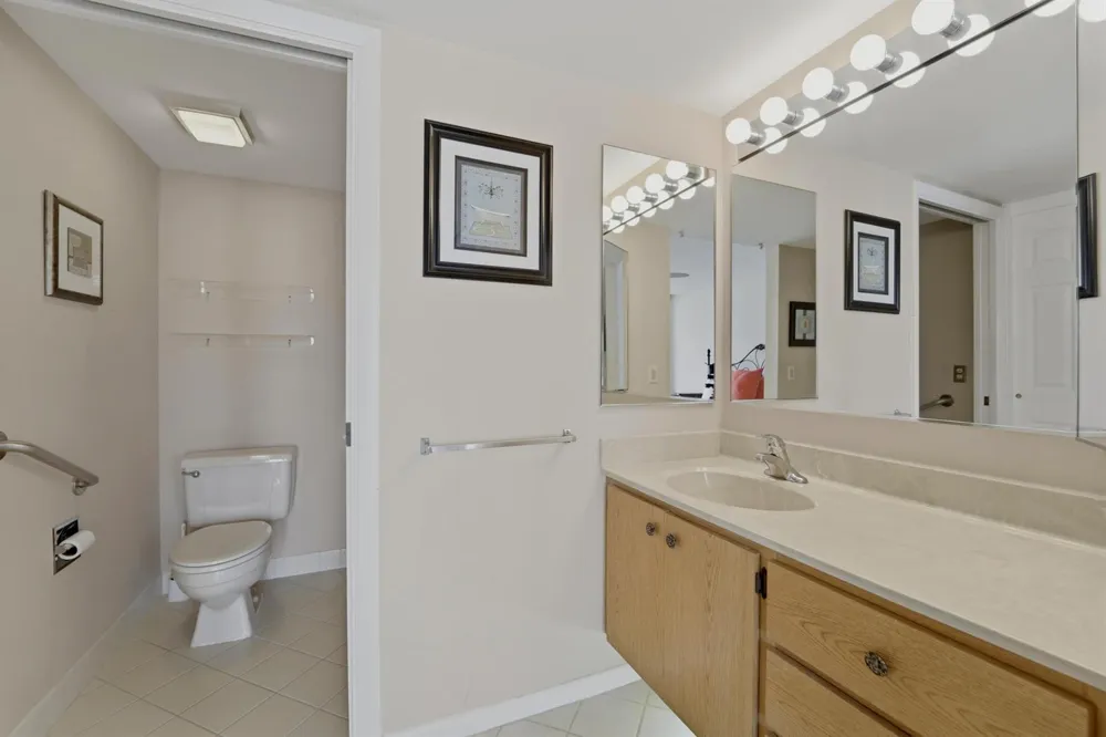 2601 MARINA ISLE WAY #204 Jupiter, FL 33477