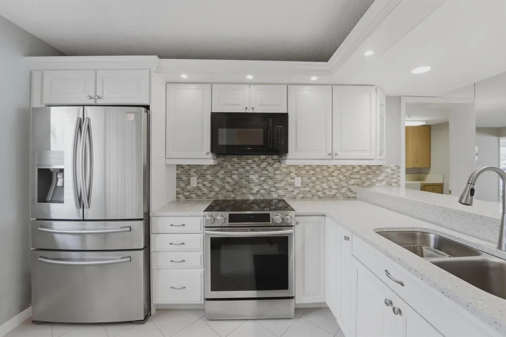 2601 MARINA ISLE WAY #204 Jupiter, FL 33477