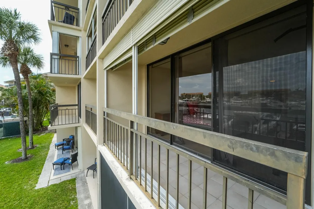2601 MARINA ISLE WAY #204 Jupiter, FL 33477