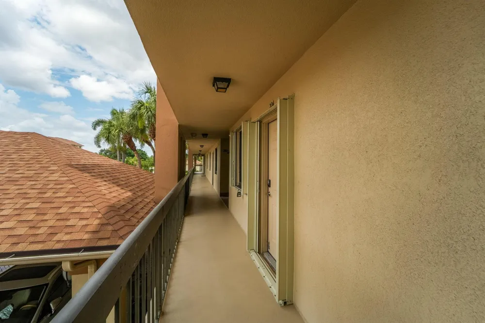 2601 MARINA ISLE WAY #204 Jupiter, FL 33477