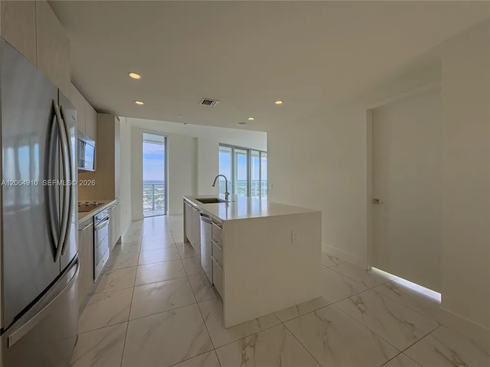 2000 Metropica Way #2009 Sunrise, FL 33323