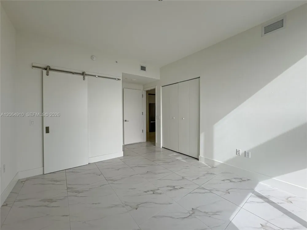 2000 Metropica Way #2009 Sunrise, FL 33323