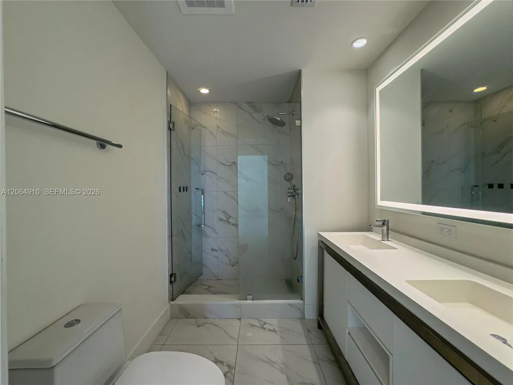 2000 Metropica Way #2009 Sunrise, FL 33323