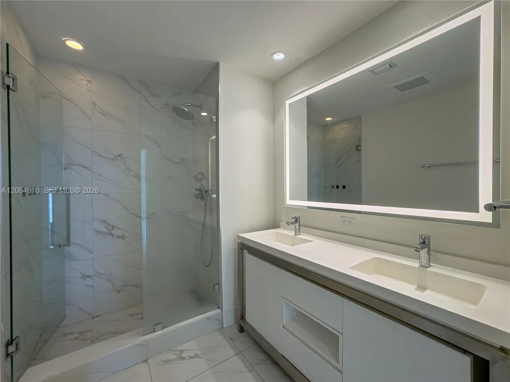 2000 Metropica Way #2009 Sunrise, FL 33323