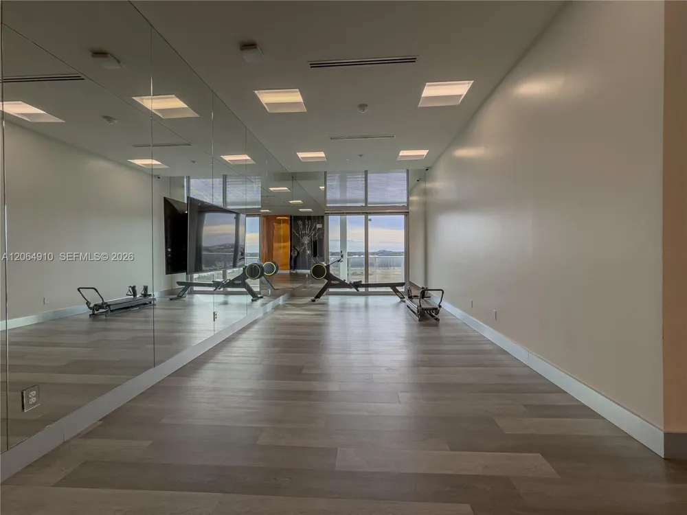 2000 Metropica Way #2009 Sunrise, FL 33323