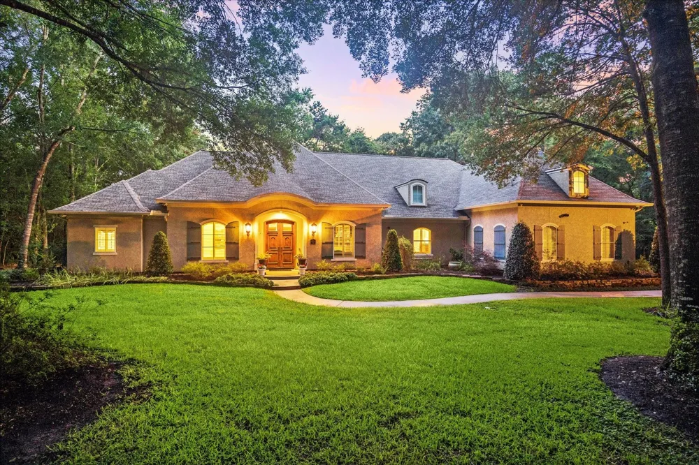 37519 Edgewater Drive Pinehurst, TX 77362