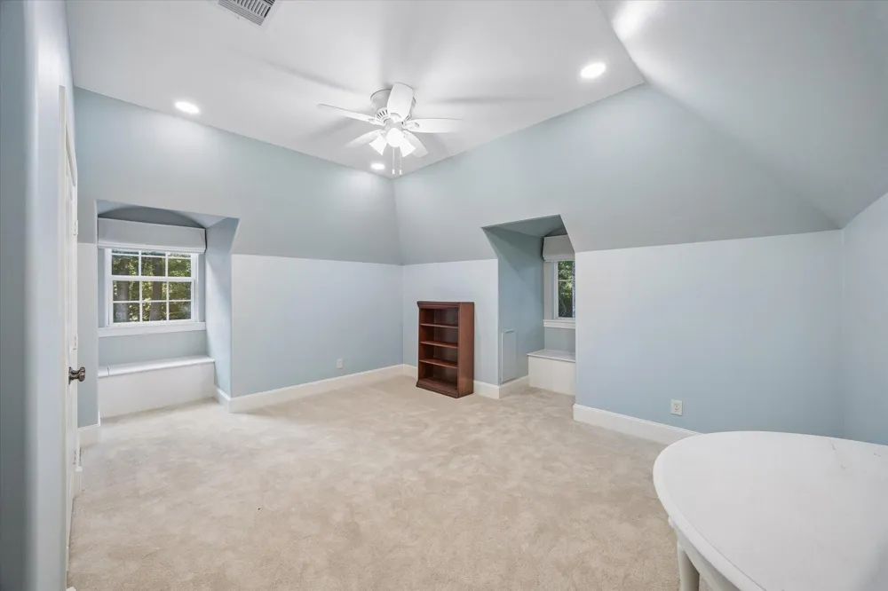 37519 Edgewater Drive Pinehurst, TX 77362