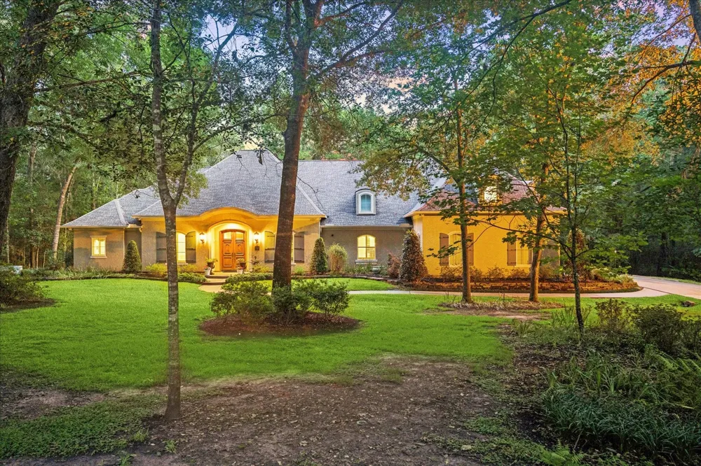 37519 Edgewater Drive Pinehurst, TX 77362