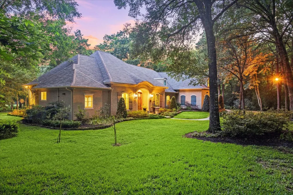 37519 Edgewater Drive Pinehurst, TX 77362