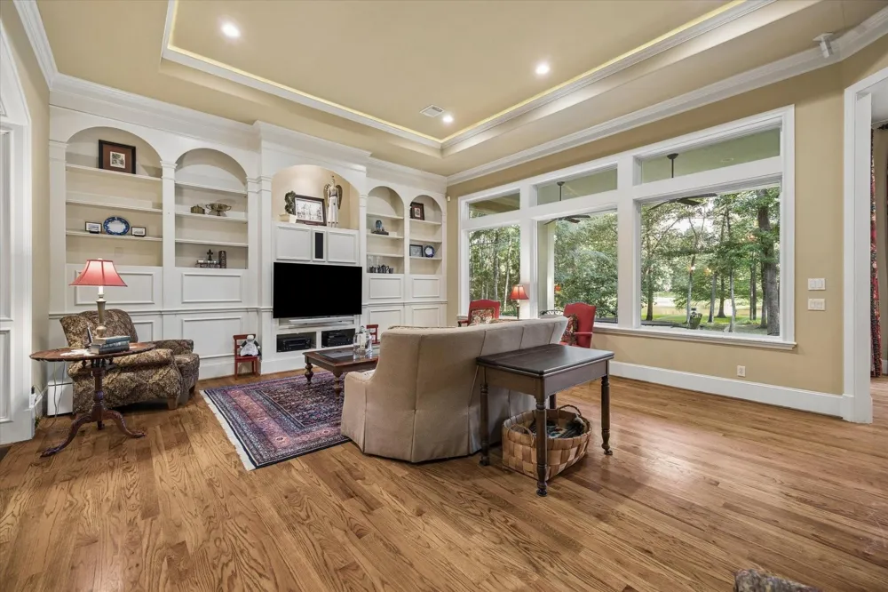37519 Edgewater Drive Pinehurst, TX 77362