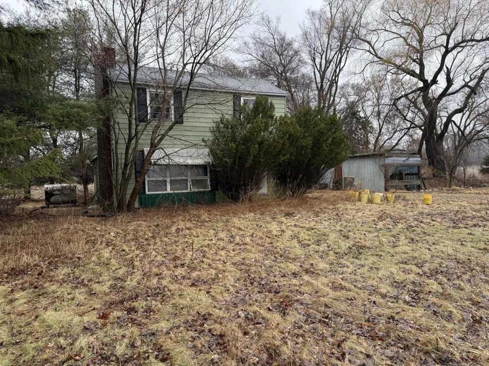 2160 Dick Road Easton Township, MI 48846