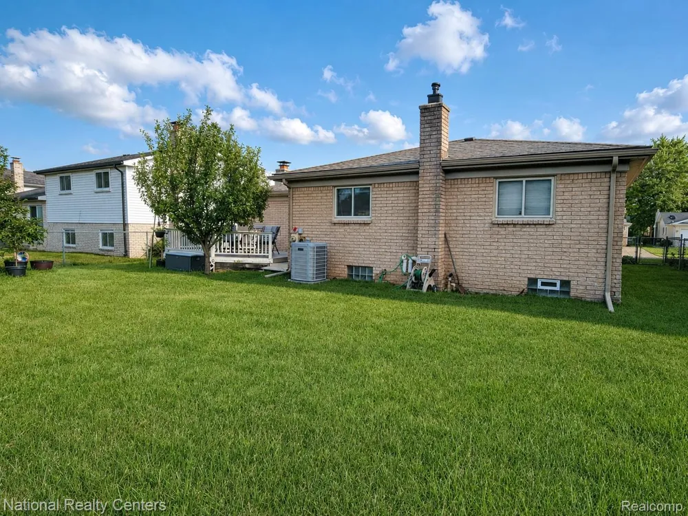 3621 Bates Drive Sterling Heights City, MI 48310