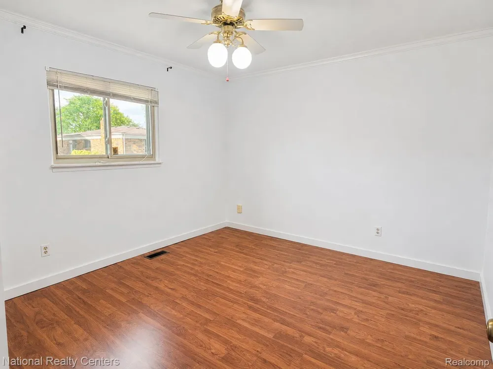 3621 Bates Drive Sterling Heights City, MI 48310