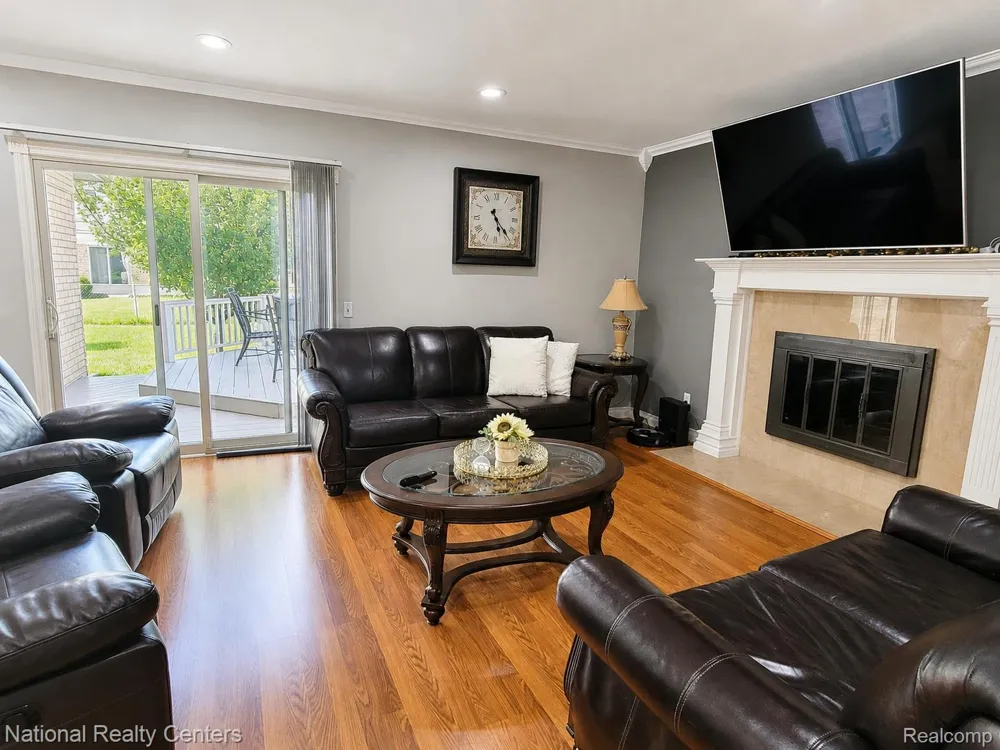 3621 Bates Drive Sterling Heights City, MI 48310