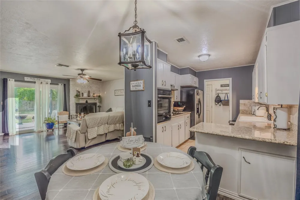 210 Rosa Lee/Hwy 36 N Lane Somerville, TX 77879