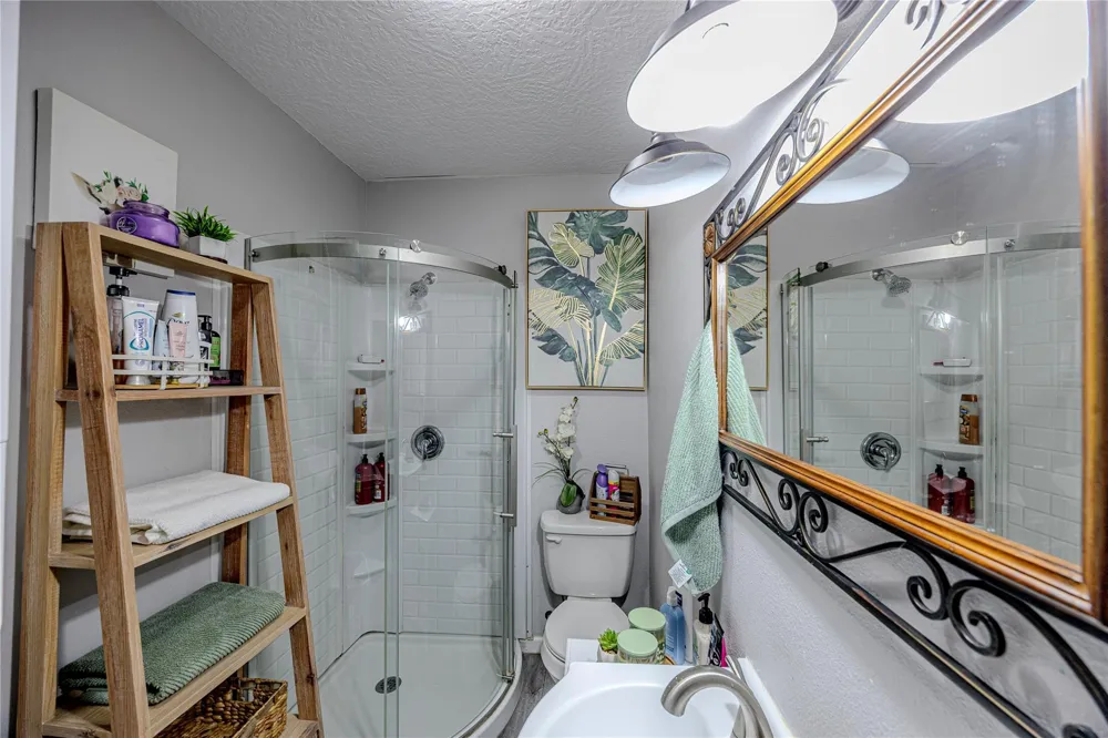 210 Rosa Lee/Hwy 36 N Lane Somerville, TX 77879