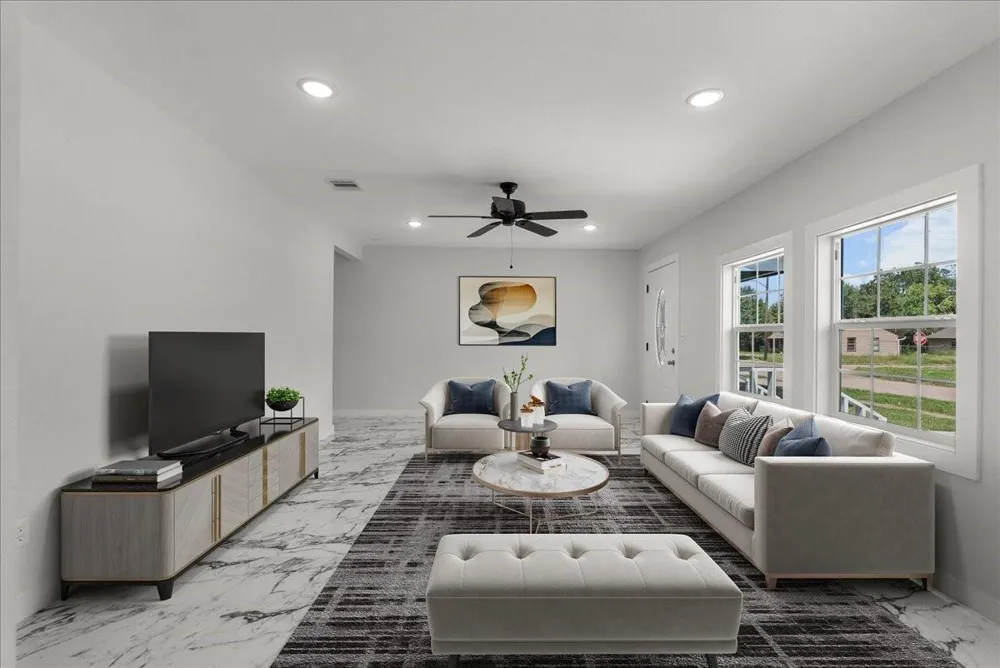 1105 W Ellaine Avenue Pasadena, TX 77506