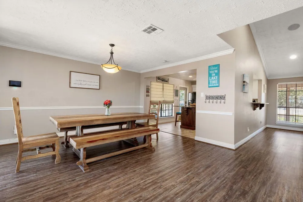 1464 Lakeside Drive W Canyon Lake, TX 78133