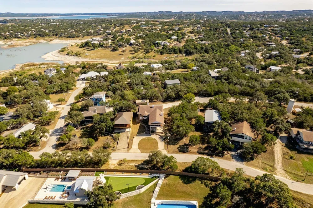 1464 Lakeside Drive W Canyon Lake, TX 78133