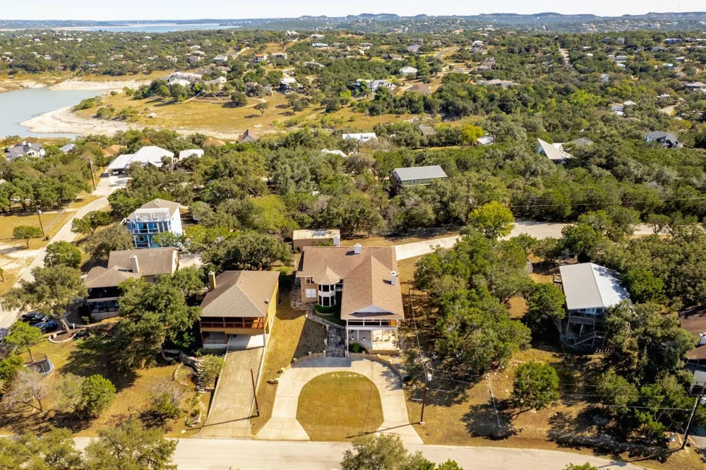1464 Lakeside Drive W Canyon Lake, TX 78133