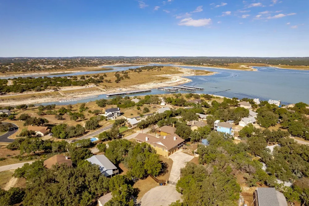 1464 Lakeside Drive W Canyon Lake, TX 78133